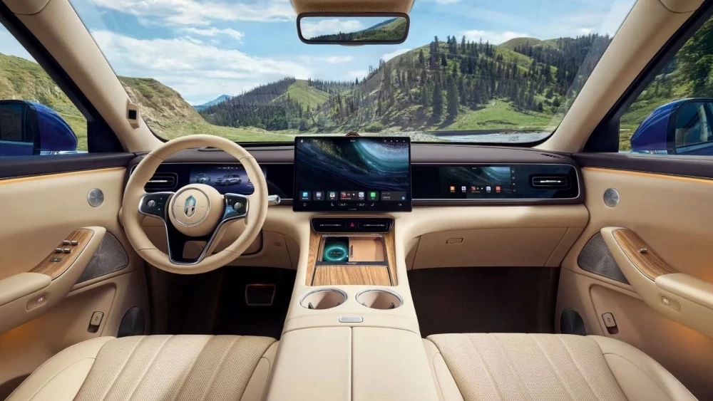 Новый кроссовер Aito M7 нового поколения салон интерьер