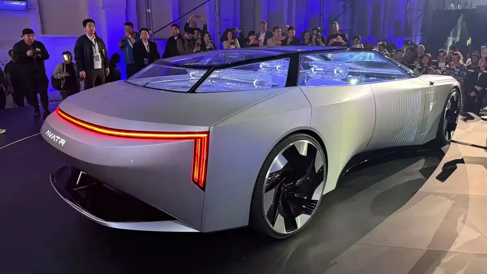 Концепт-кар Avatr Vision Xpectra Мюнхенский автосалон 2025 сбоку сзади