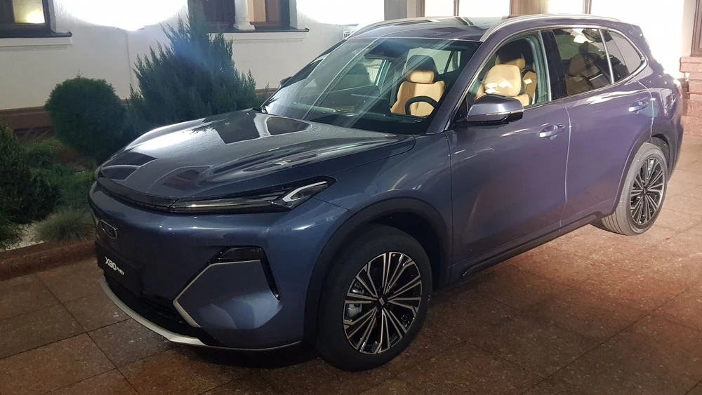 belgee x80 в беларуси презентация сбоку спереди