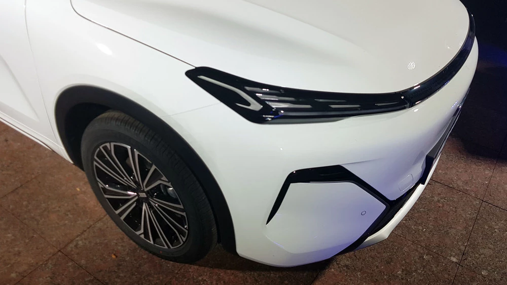 belgee x80 в беларуси презентация сбоку спереди