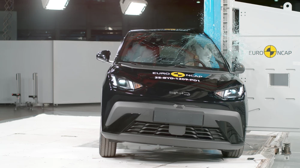 хэтчбек byd seagull dolphin mini dolphin surf разбили в краш-тесте euro ncap результаты пять звезд