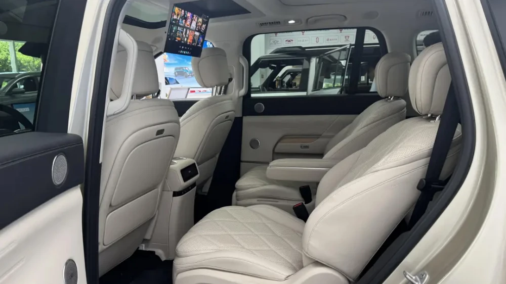 Chery Fulwin T11 салон гибридный флагманский кроссовер chery