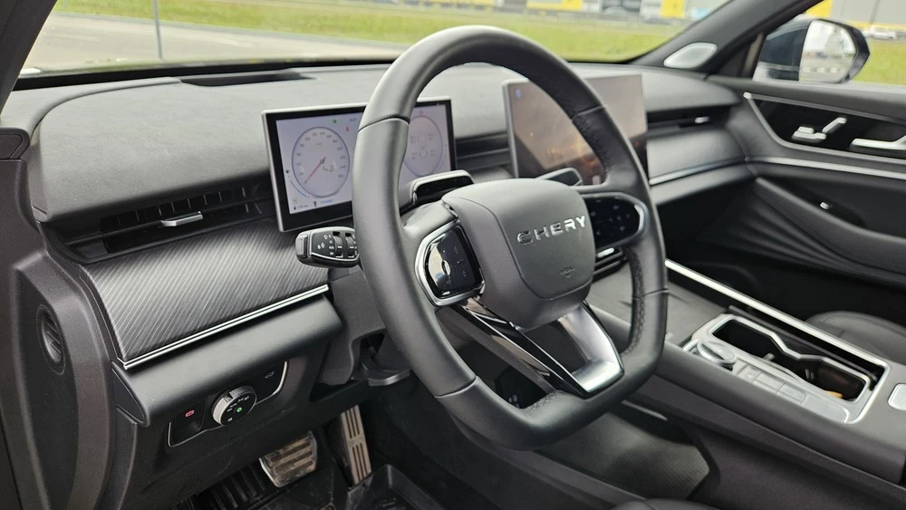 chery tiggo 9 салон интерьер передняя панель руль