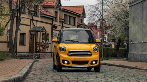 Электрический микрокар Eonyx M2 спереди автотор