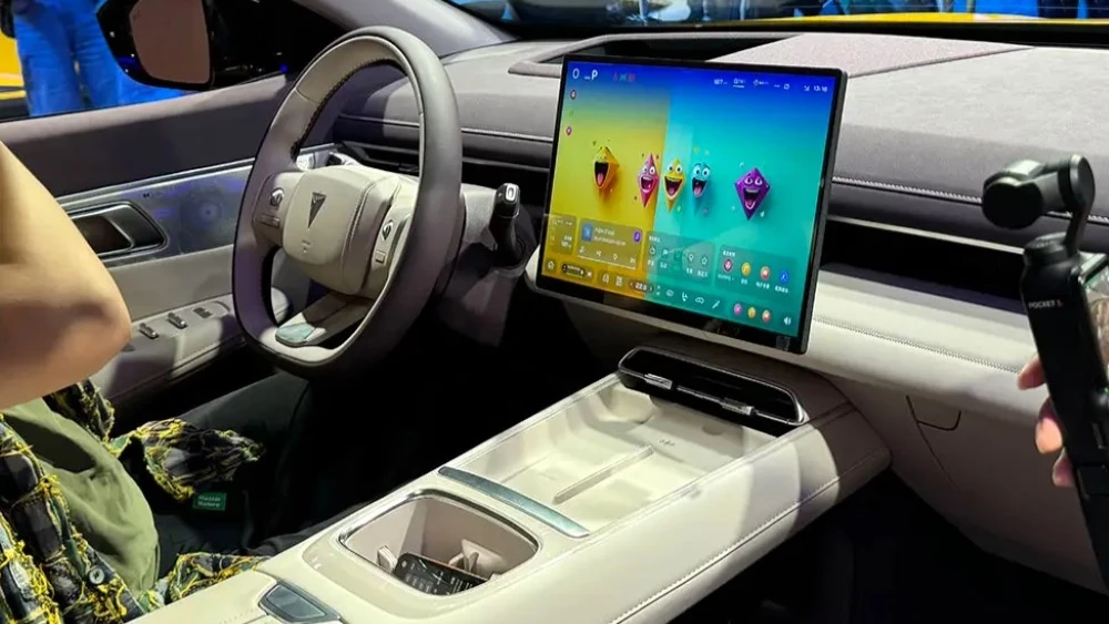 changan deepal S07 спереди обновленный кроссовер китай