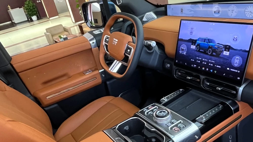 jetour zongheng g700 внедорожник интерьер у дилера