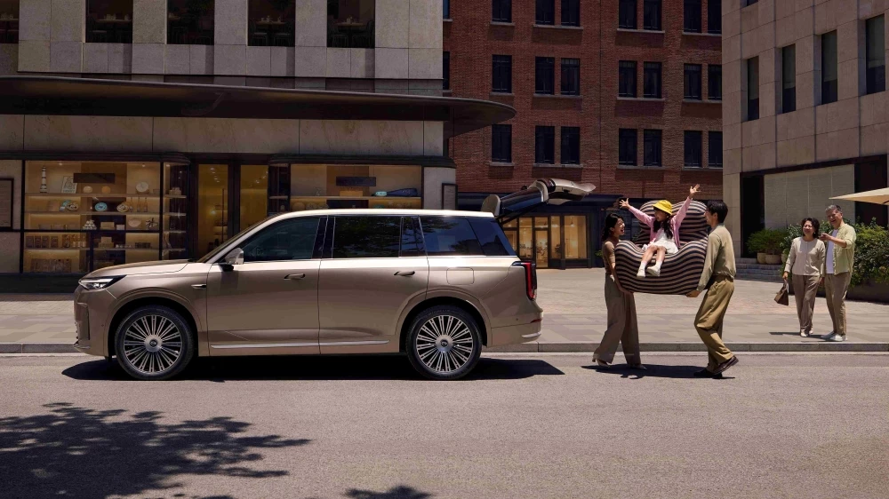 GAC Trumpchi S9 сбоку