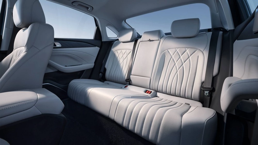 Geely Galaxy Starshine 6 салон интерьер второй ряд сиденья