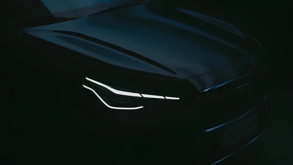 geely emgrand v 5 пятое поколение седан сбоку спереди черный тизер фара