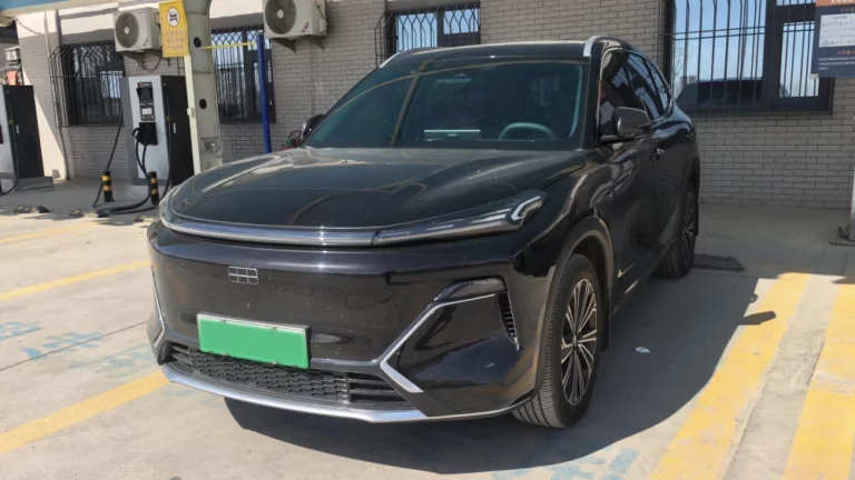 geely galaxy starship 7 ex5 em-i сбоку спереди кроссовер черный реальные отзывы китай плюсы минусы