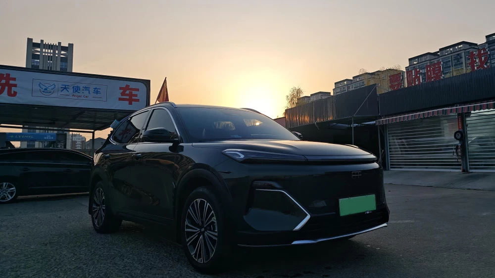 geely galaxy starship 7 ex5 em-i сбоку спереди кроссовер черный реальные отзывы китай плюсы минусы