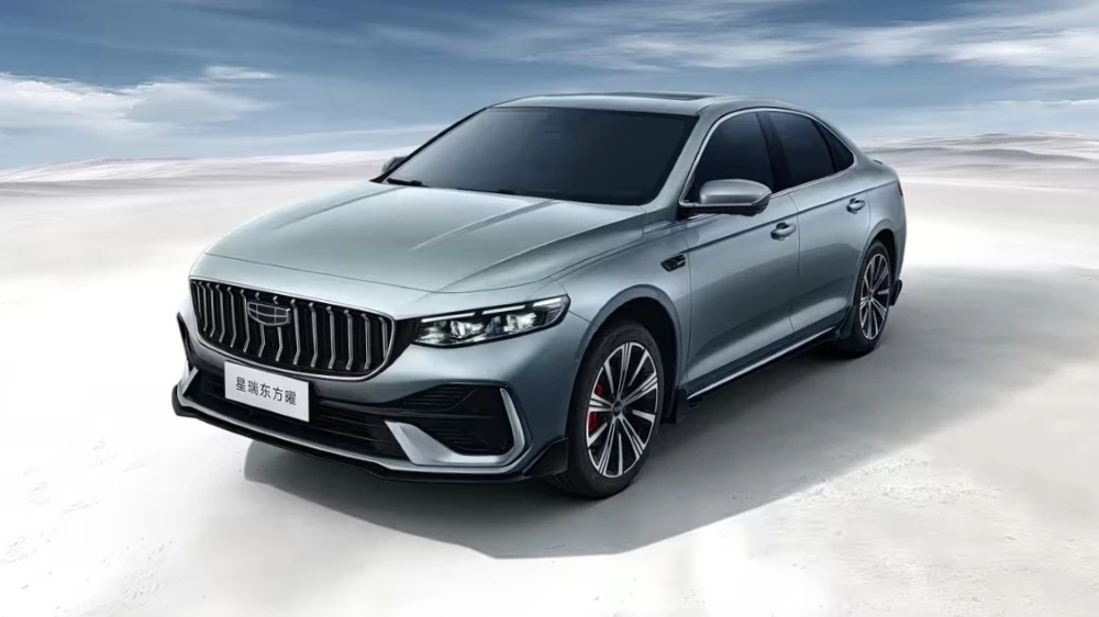 новый обновленный Geely Preface Dongfang Yao сбоку спереди