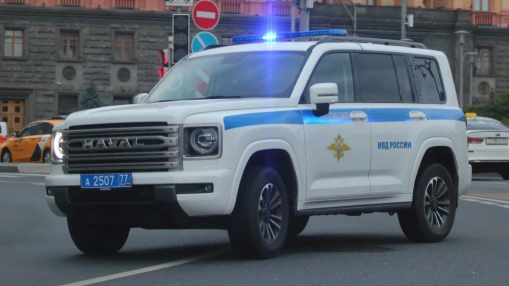 Haval H9 нового поколения в полиции москва сбоку спереди
