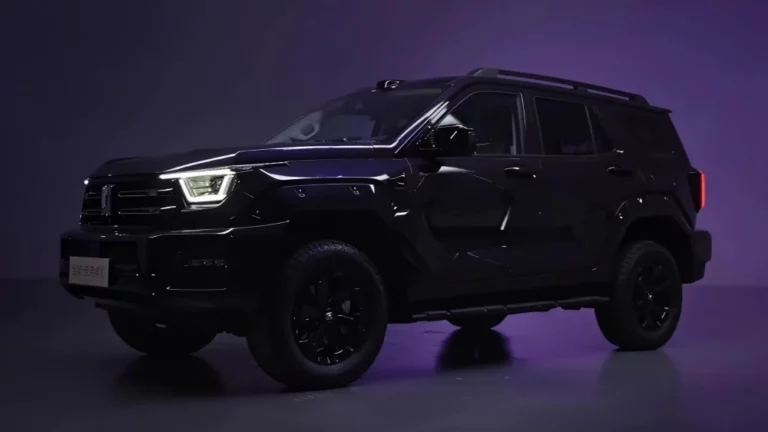 Tank 400 обновленный рестайлинг спереди сбоку