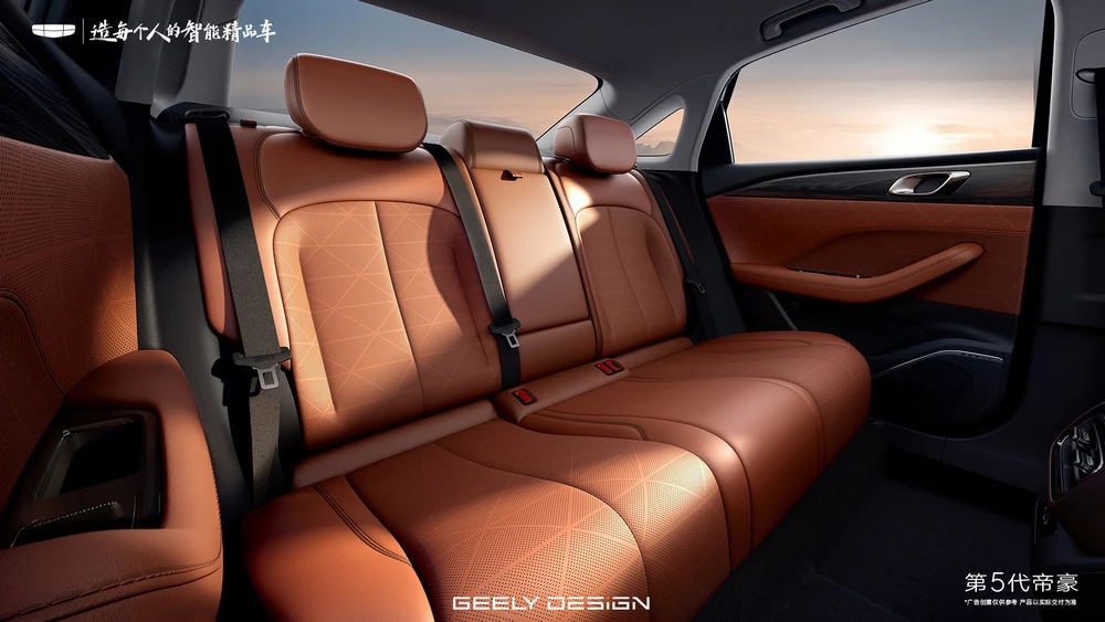 новый Geely Emgrand пятого поколения салон интерьер второй ряд сиденья