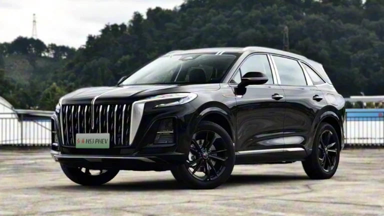 обновленный гибридный кроссовер Hongqi HS3 PHEV сбоку спереди