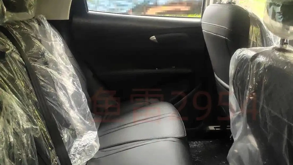 chery lepas L6 кроссовер интерьер в китае