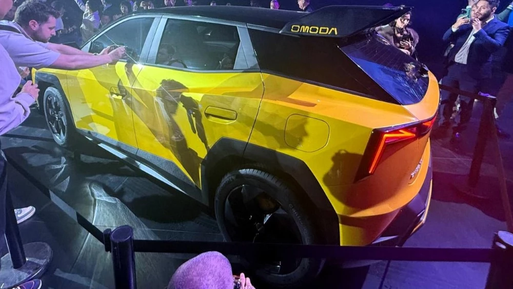 кроссовер omoda 4 ultra презентация сбоку