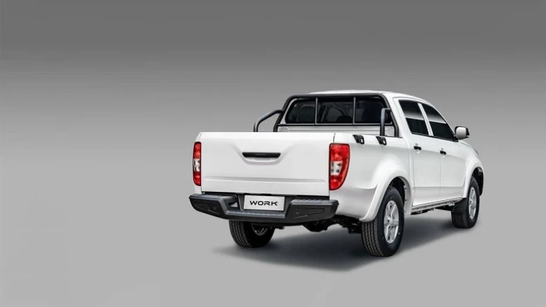 Обновленный пикап Ambertruck Work NF сбоку сзади