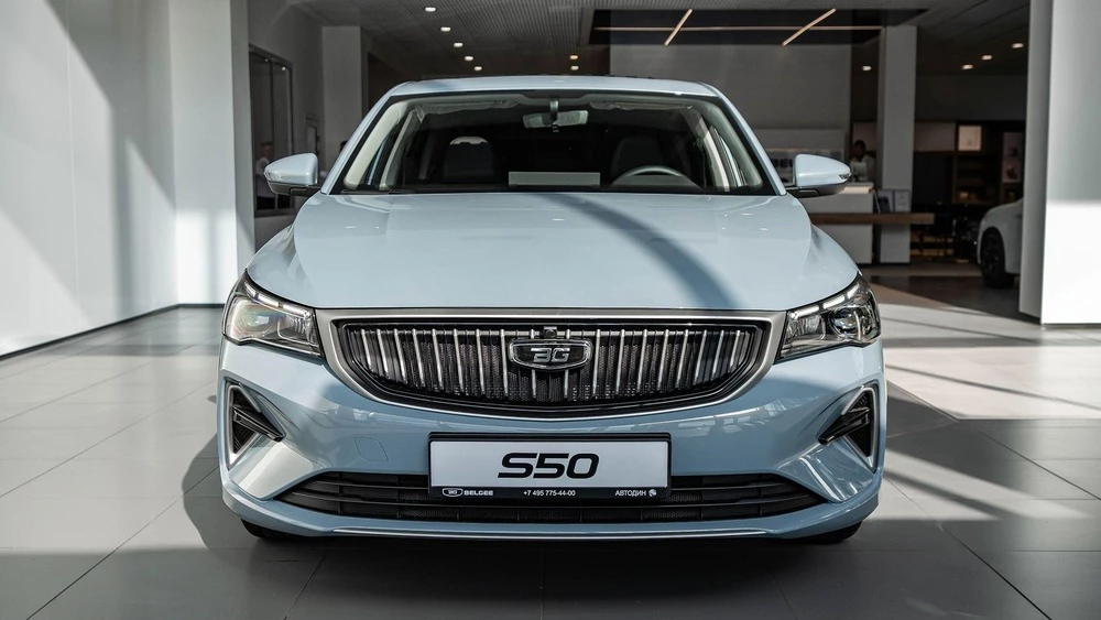 belgee s50 у дилера в автосалоне новый купить спереди автодин