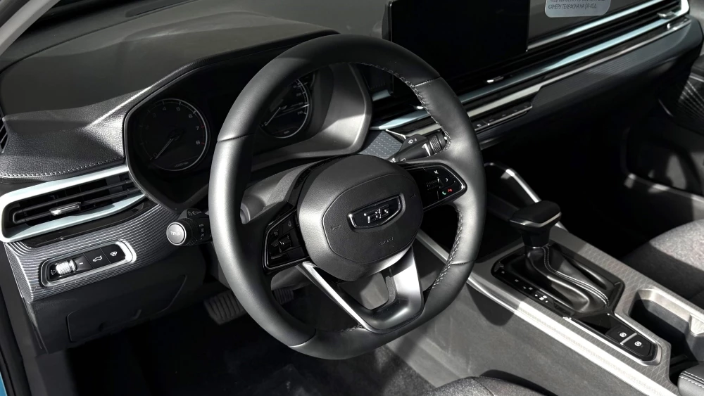 Седан Belgee S50 у дилера в автосалоне дав авто пермь салон интерьер