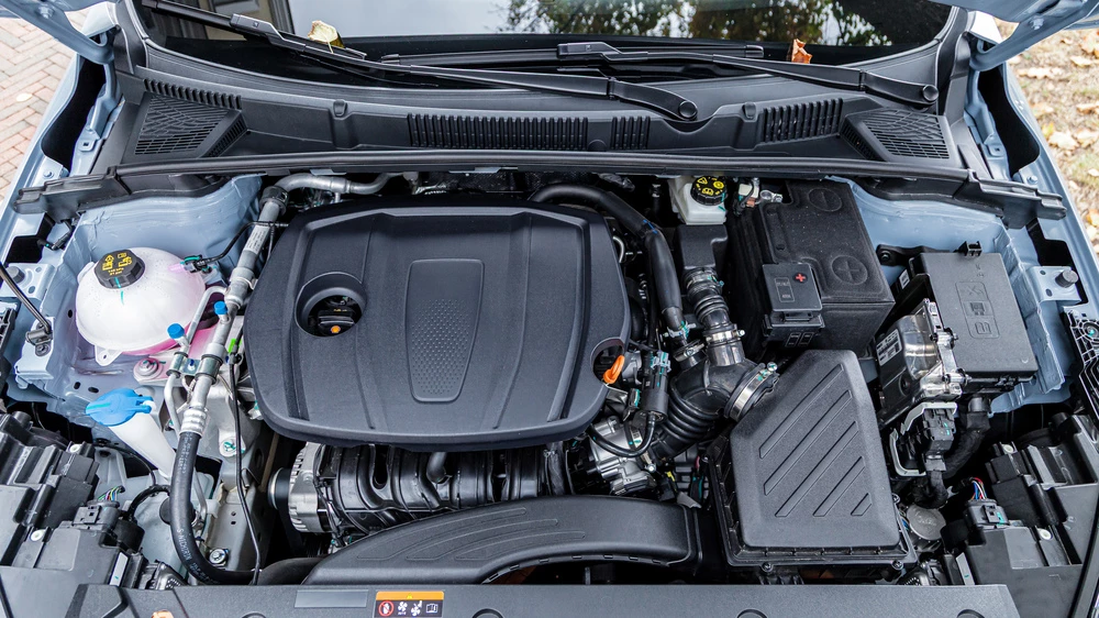 belgee s50 моторный отсек капот открыт двигатель