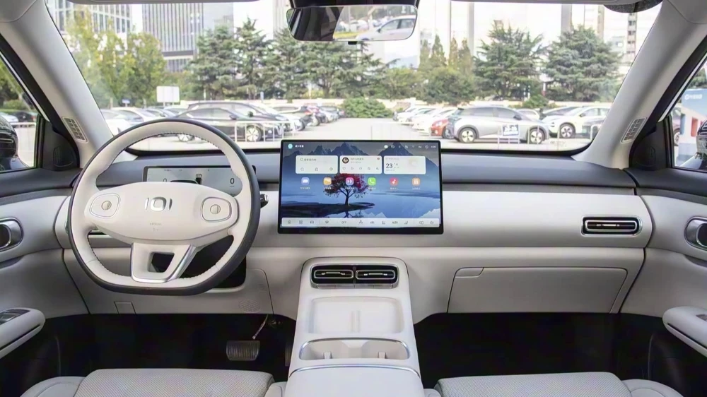 Changan Nevo Q05 салон интерьер