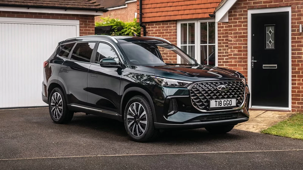 chery tiggo 8 chs сбоку спереди кроссовер пересдал euro-ncap краш-тест пять звезд