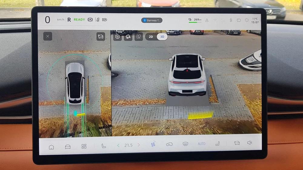 Электрический кроссовер Deepal S05 в Беларуси салон интерьер мультимедиа камера заднего вида круговой обзор