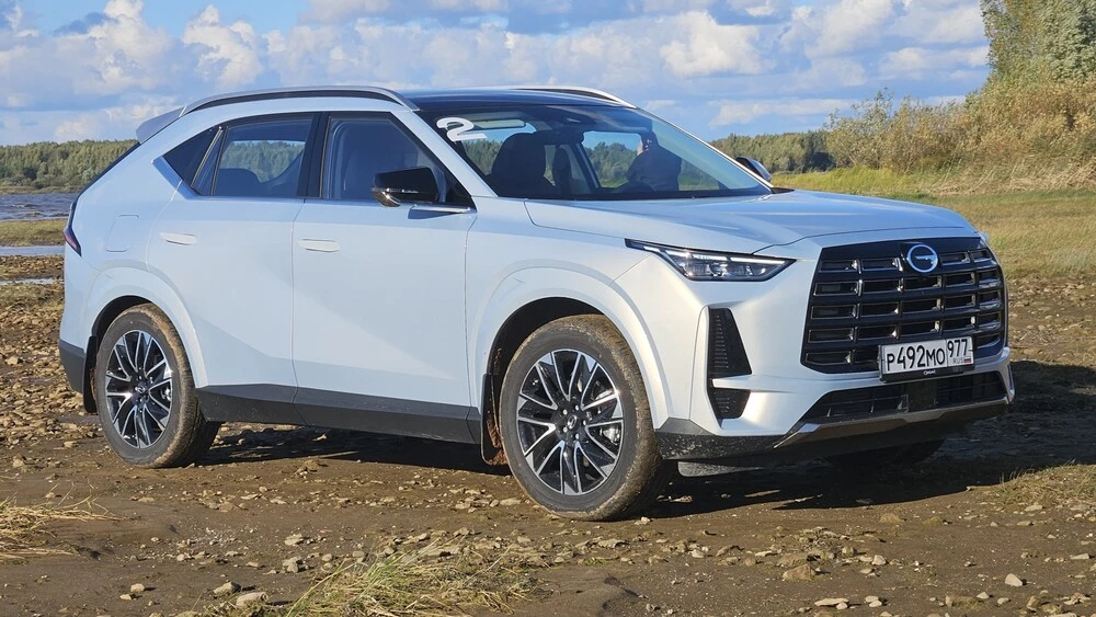 gac gs4 awd с полным приводом тест сбоку спереди