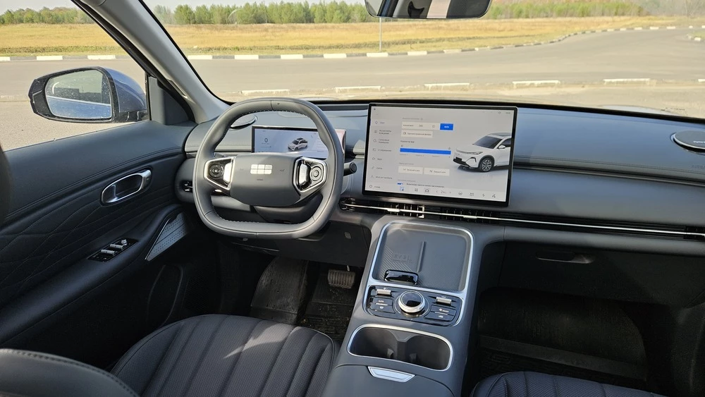 Geely EX5 EM-i тест салон интерьер