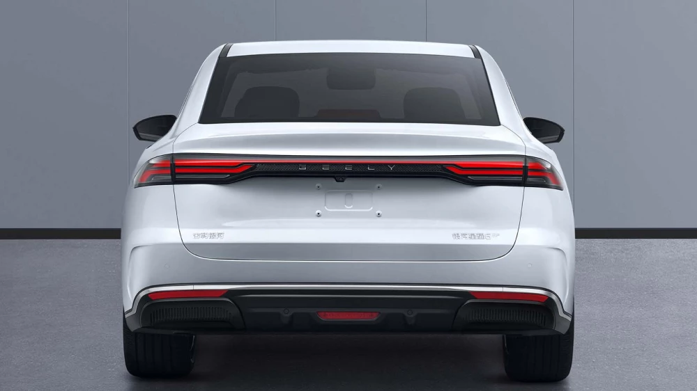 geely galaxy starshine 6 ef сзади седан на метаноле белый