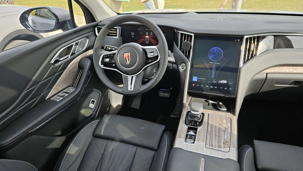 Hongqi HS7 тест салон интерьер
