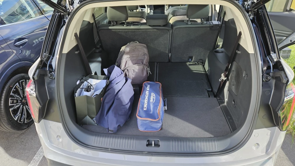 Hongqi HS7 тест салон интерьер багажник