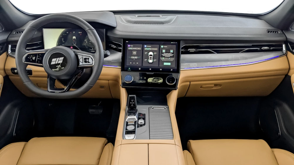 nordcross 001 в дилерских центрах россия автосалон салон коричневый