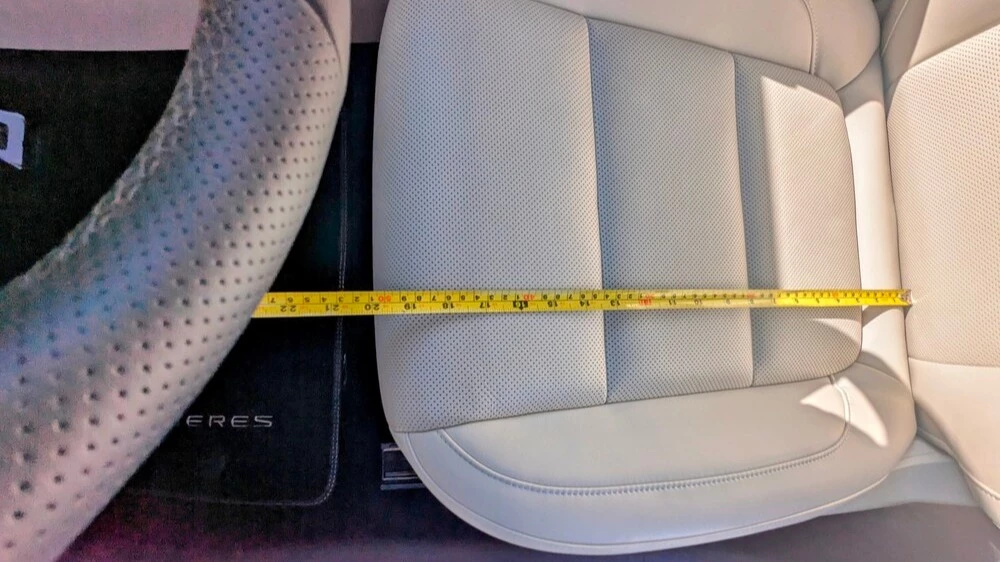 Seres M5 салон интерьер подушка сиденья длина