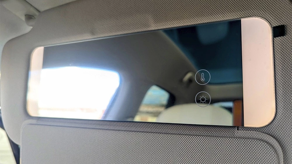Seres M5 салон интерьер зеркало в козырьке