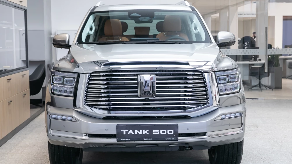 Tank 500 у дилера в автосалоне купить новый официального дилера TANK БалтАвтоТрейд спереди