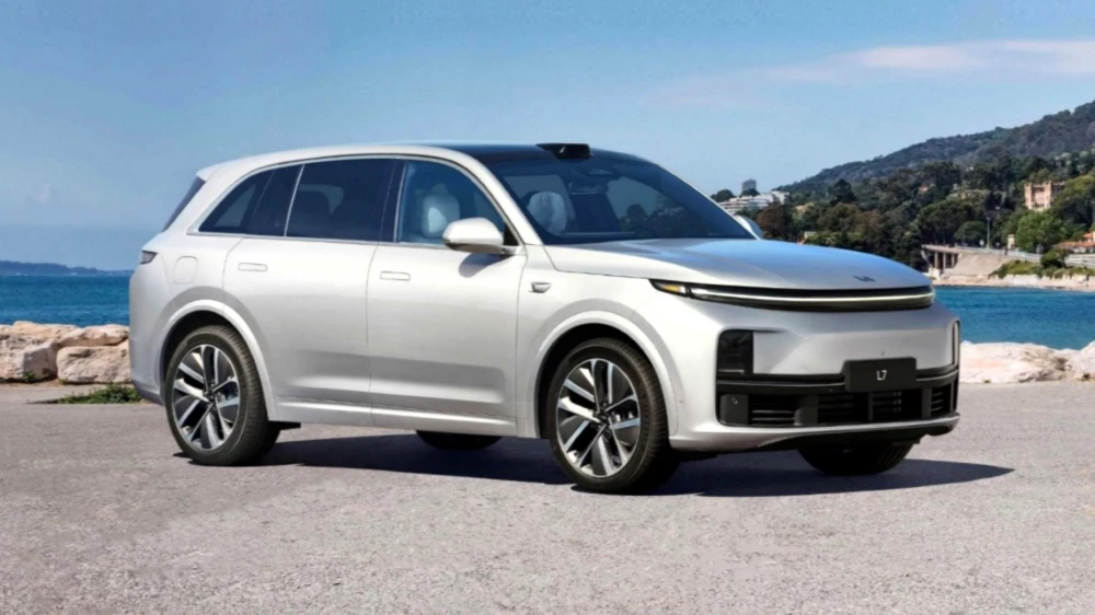 li auto l7 сбоку спереди
