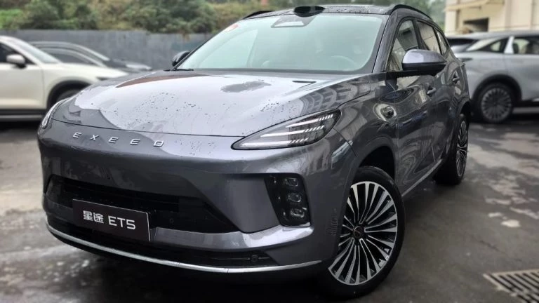 exeed exlantix et5 кроссовер гибридный сбоку спереди