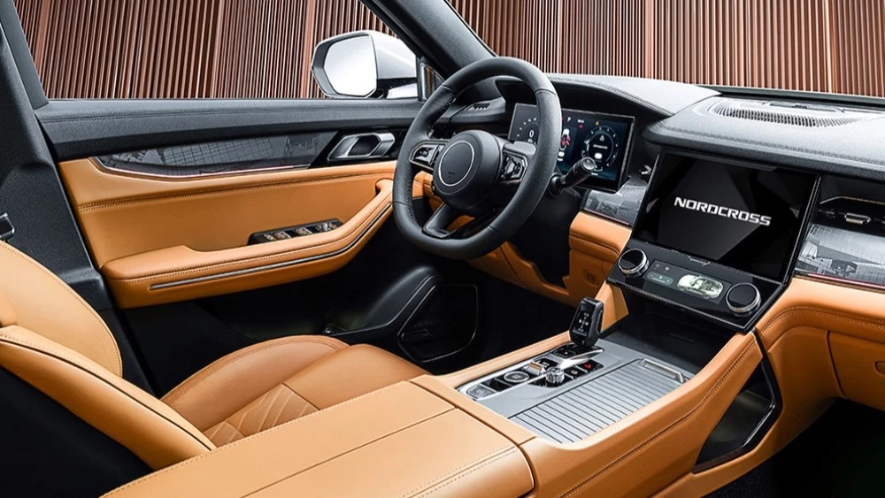 кроссовер nordcross 001 на базе lynk co 09 салон коричневый