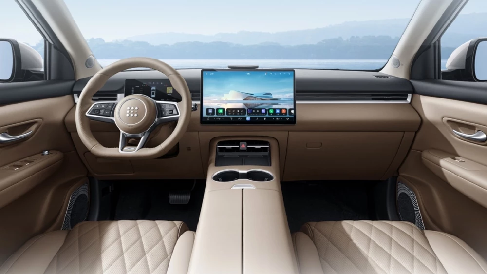 обновленный dongfeng landian e5 plus рестайлинг 2025 интерьер