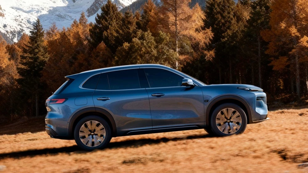 geely galaxy starship 7 ex5 em-i обновленный кроссовер сбоку