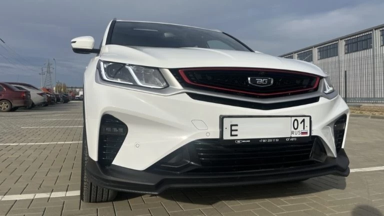 Кроссовер Belgee X50 спереди отзыв