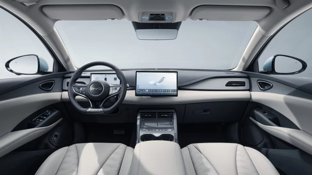 BYD Seal 06 DM-i 2026 модельного года салон интерьер