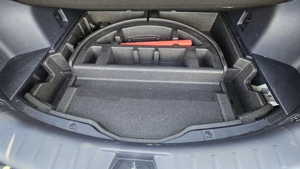 Changan CS75 Plus обновленный третьего поколения салон интерьер багажник подпол