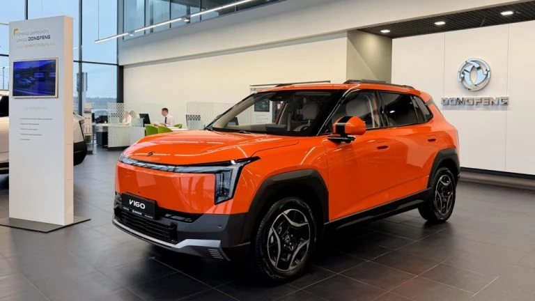 Dongfeng Vigo в Беларуси у дилера сбоку спереди цены предзаказ