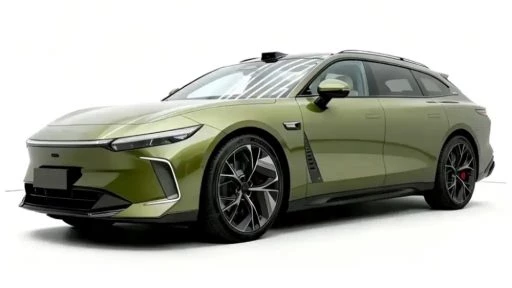 универсал Exeed Exlantix ES7 GT сбоку спереди