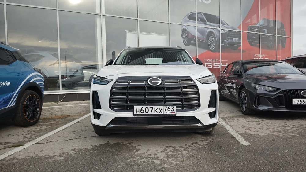 GAC GS4 AWD спереди