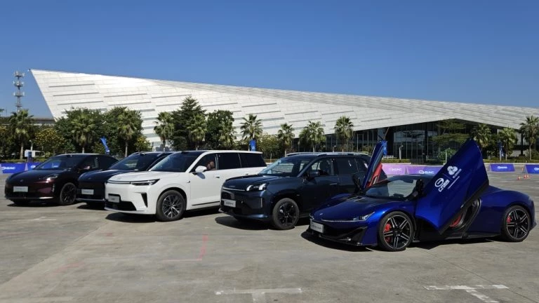 автомобили GAC Hyptec Aion в Китае тест